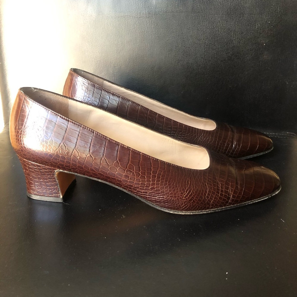 Ferragamo vintage brown heels 8.5